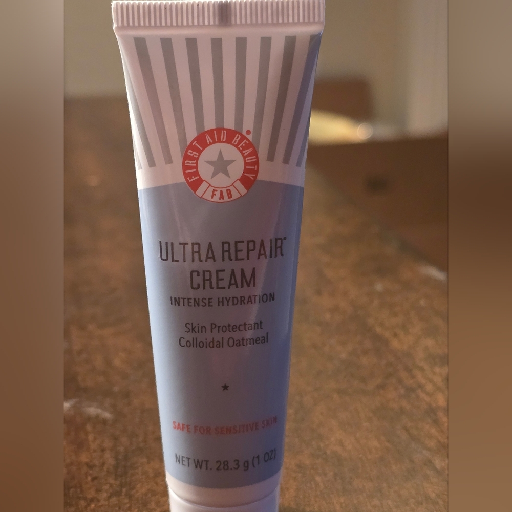 ✨️5/$25 - First Aid Beauty Ultra Repair Cream - Intense Hydration - NEW